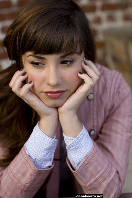 demi-lovato-7829.jpg